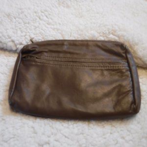 Leather Stone Mountain cosmetic pouch